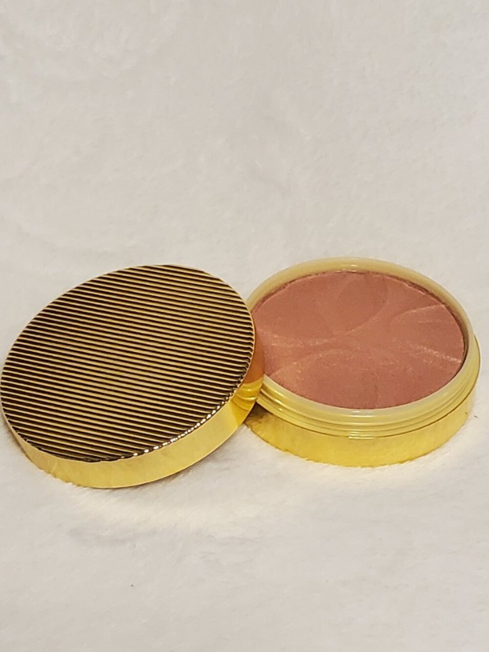 Estee Lauder Signature Shimmer Powder - 01 Gold Pearl New, Never Used!! - Picture 4 of 7